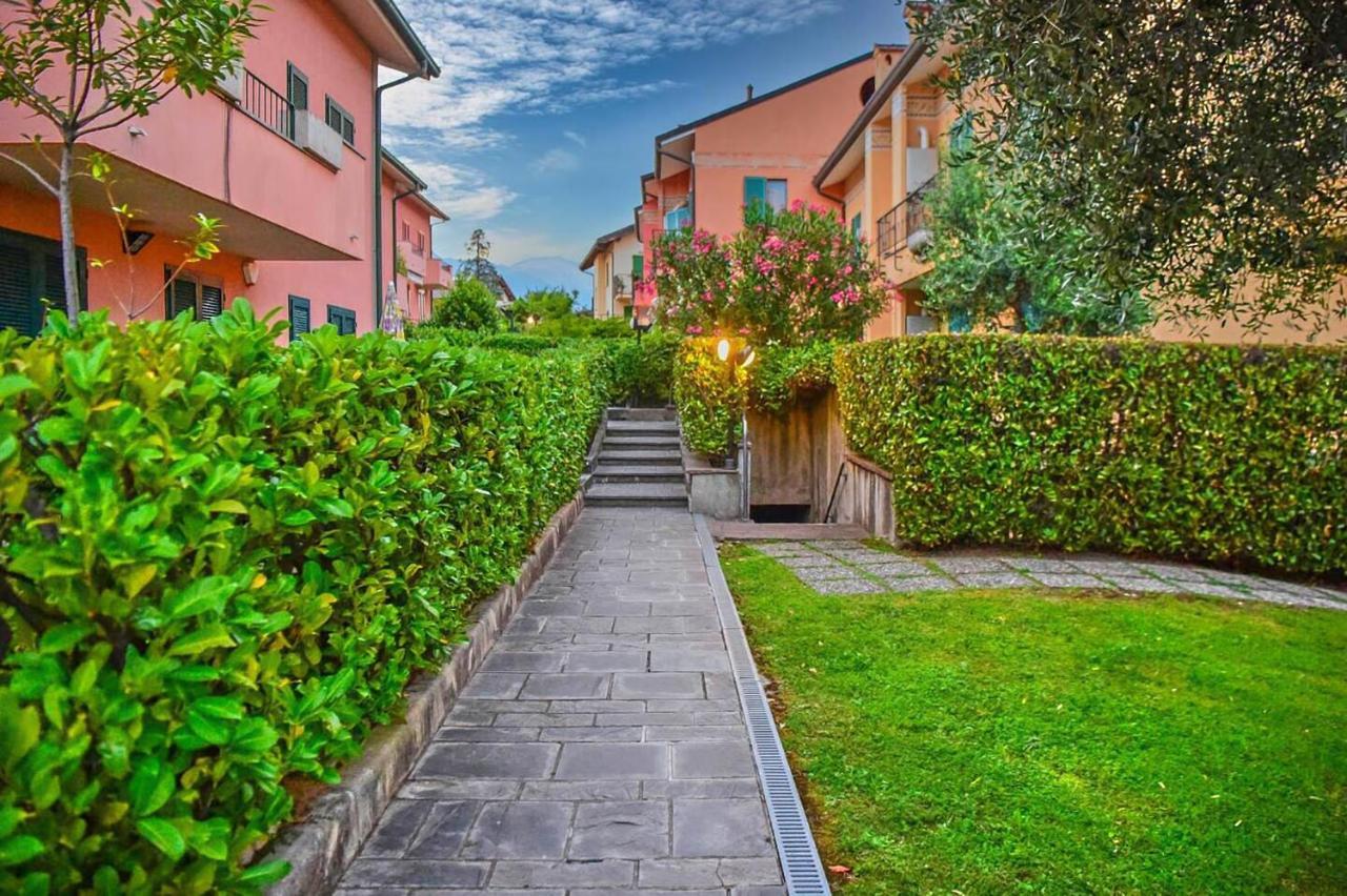Casa Marina Bellagio Private Garden Villa Bagian luar foto